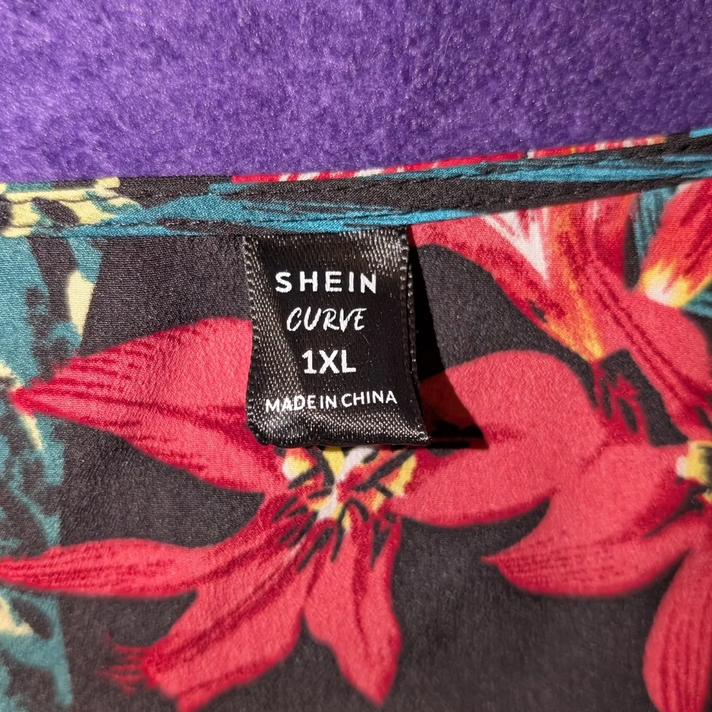 SHEIN VCAY Plus Tropical Print Surplice Neck Belted Dress size 1XL - Picture 7 of 11